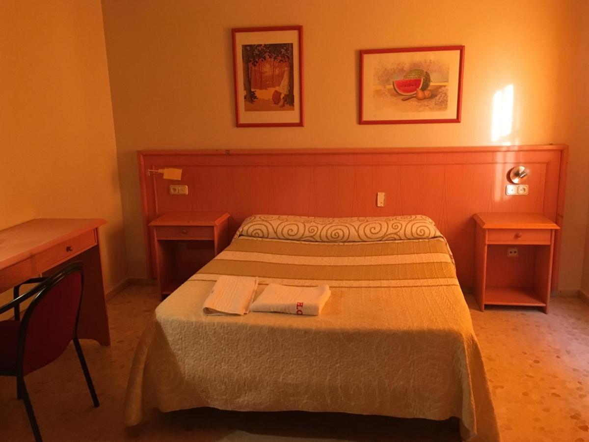 Hostal Carlos III El Ejido Eksteriør bilde