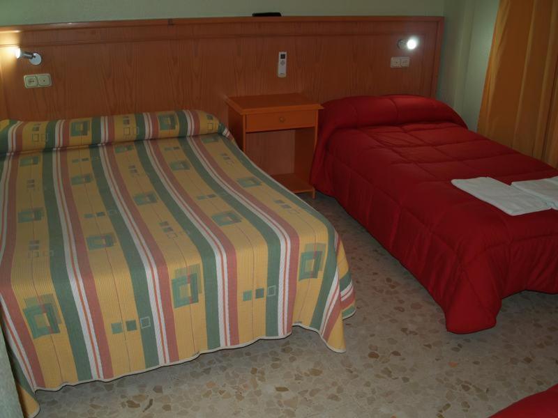 Hostal Carlos III El Ejido Eksteriør bilde